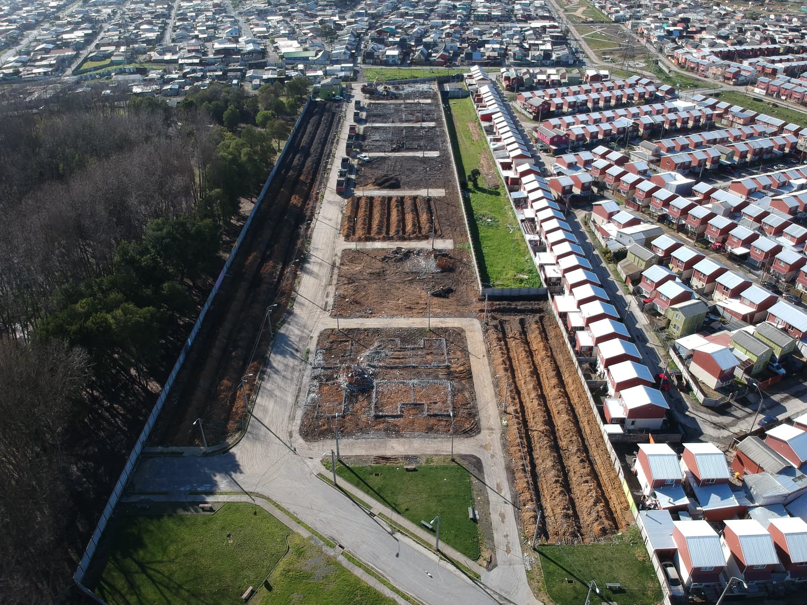 Vista aérea de la demolición del conjunto habitacional Paso Seco